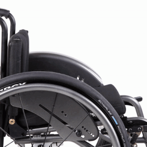 Applicazione spondina paraspruzzi