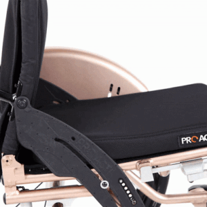 Applicazione spondina paraspruzzi