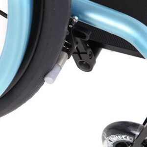 Il bullone del freno è posizionato al di fuori dall'area di presa