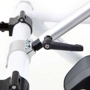 Possibilità di regolazione dell'inclinazione dello schienale tramite leva di bloccaggio