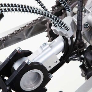 Supporto del cuscinetto di movimento regolabile nell'inclinazione