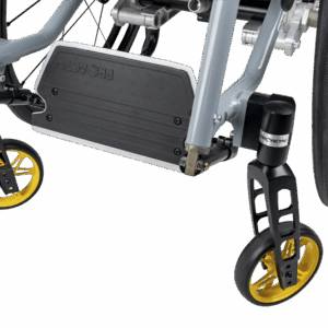 Poggiapiedi ribaltabile all'indietro con meccanismo di innesto a molla (posizione passiva