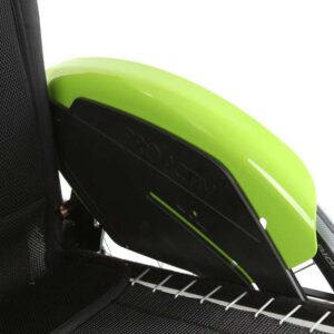 Spondina paraspruzzi in alluminio rimovibile mediante funzione di innesto