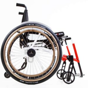 SPEEDY 4all con azionamento monocomando e freno a leve separate con funzionamento monocomando