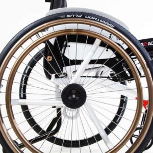 SPEEDY 4all con azionamento monocomando e freno a leve separate con funzionamento monocomando