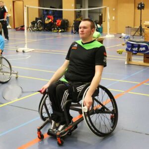 SPEEDY F1 4badminton con staffa posteriore dello schienale ERGO Back