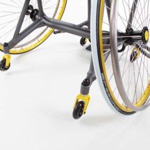 Due supporti antiribaltamento con tubo sovradimensionato