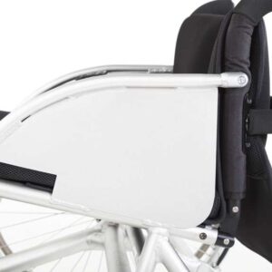 Parte laterale con staffa tubolare saldata