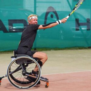 SPEEDY F1 4tennis con schienale adattabile e imbottitura (sistema di cinghie)