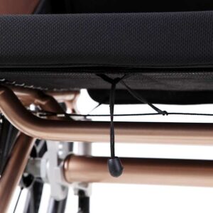 Corda per regolare l'angolazione dello schienale