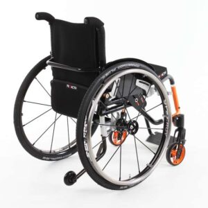 SPEEDY 4you Ergo con schienale adattabile (sistema di cinghie) e freno di stazionamento integrale così come pronunciato incasso del telaio