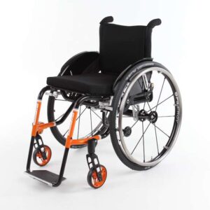 SPEEDY 4you Ergo con schienale adattabile (sistema di cinghie) e freno di stazionamento integrale così come pronunciato incasso del telaio