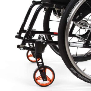 Poggiapiedi ribaltabile all'indietro (posizione passiva