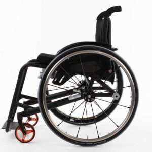 SPEEDY F2 con schienale adattabile (sistema di cinghie)