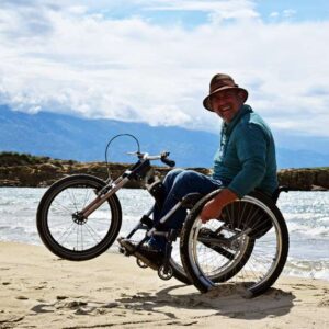 SPEEDY F3 con pneumatici off-road e attuatore di sterzo FREEWAY