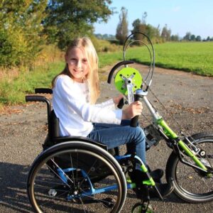 Bicicletta adattiva SPIKE in combinazione con Buddy 4you