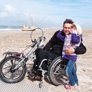 Bicicletta adattiva SPIKE in combinazione con la TRAVELER