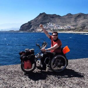 Bicicletta adattiva SPIKE in combinazione con la TRAVELER