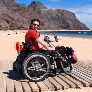 Bicicletta adattiva SPIKE in combinazione con la TRAVELER