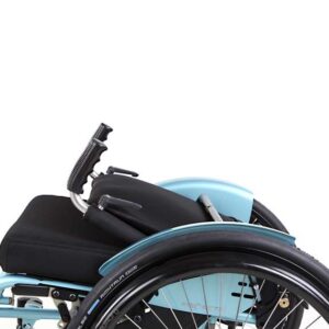 Schienale adattabile con imbottitura (sistema di cinghie)