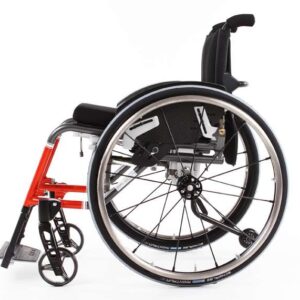 TRAVELER 4all Ergo con schienale regolabile nell'inclinazione in 7 posizioni e ribaltabile