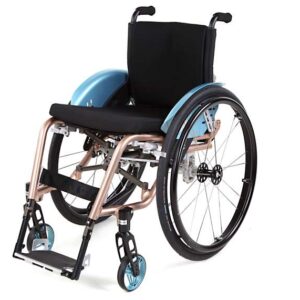 TRAVELER 4all Ergo con schienale regolabile nell'inclinazione in 7 posizioni e ribaltabile